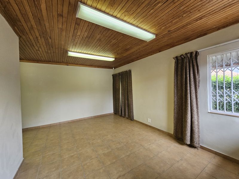 TO LET - MINI WAREHOUSE CENTURION - Photo 5