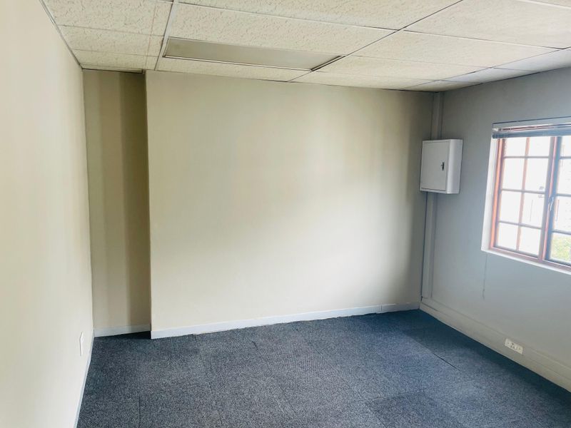 Office AF1, Room 6 (42 sqm GLA) - Photo 7