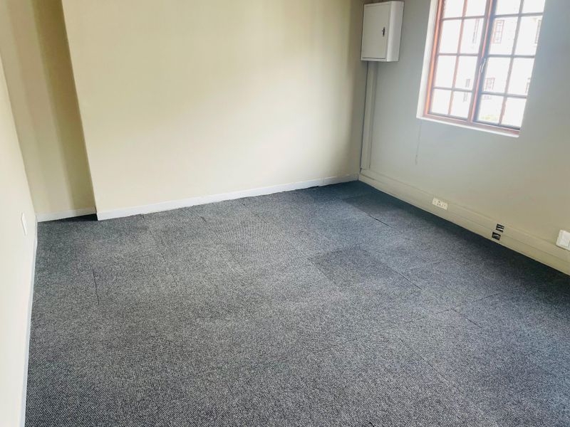 Office AF1, Room 6 (42 sqm GLA) - Photo 6