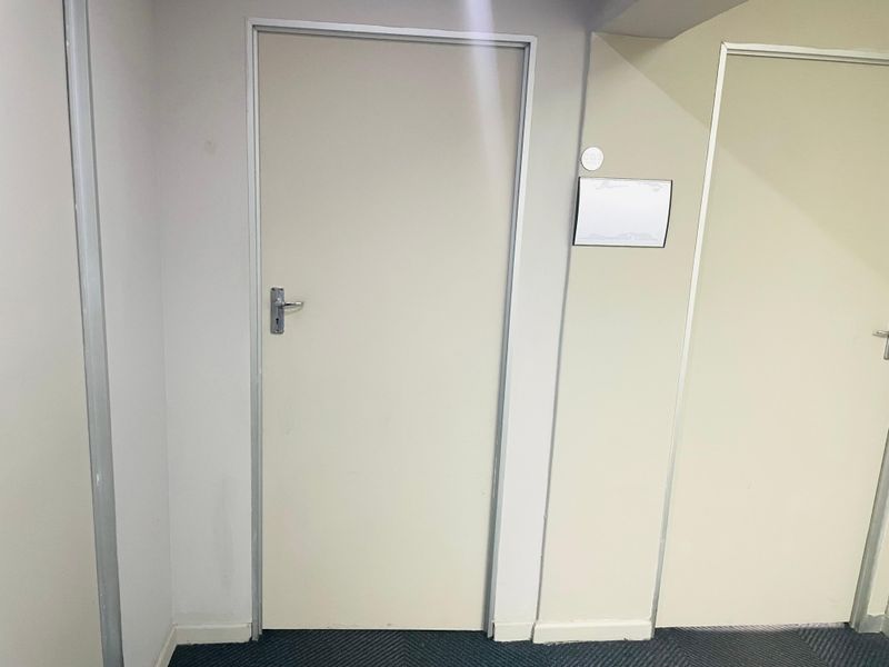 Office CG3, Room 3 (36 sqm GLA) - Photo 6