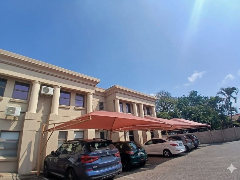 Neat, Bright & Ready - Photo 9