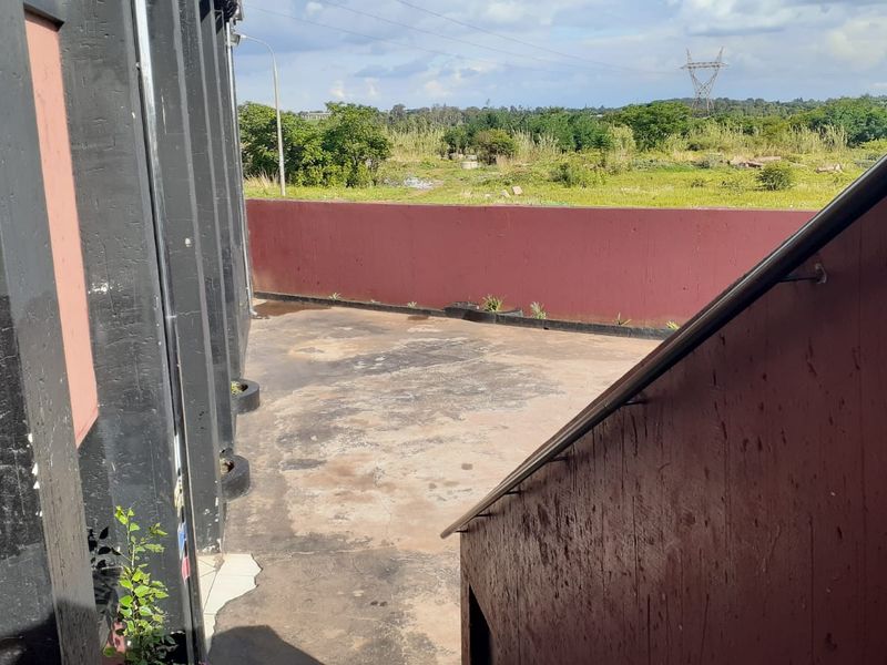 A massive guest lodge awaiting an innovative investor for adventurous attractive outing spot - Photo 10