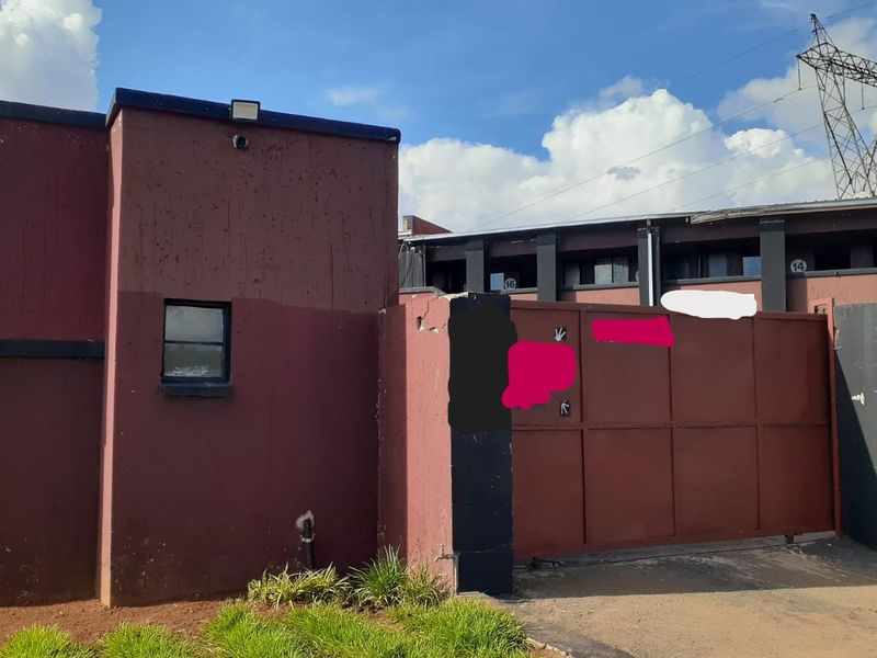 A massive guest lodge awaiting an innovative investor for adventurous attractive outing spot - Photo 2