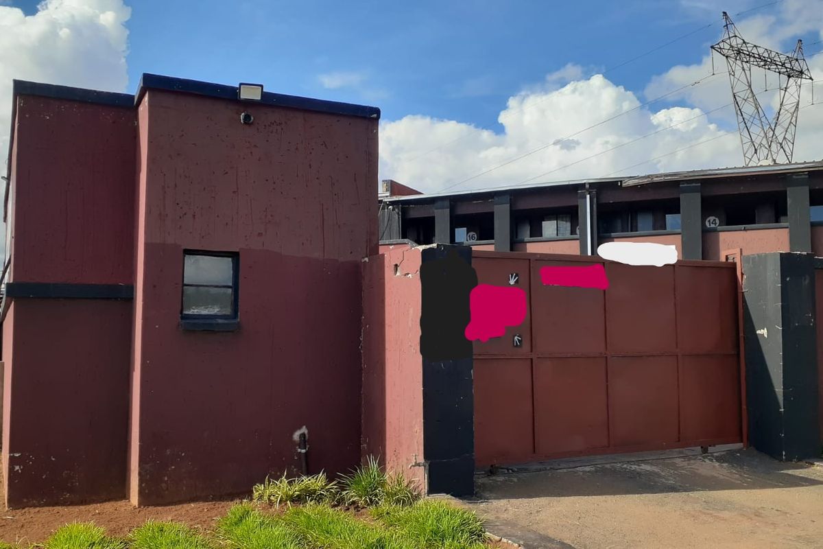 A massive guest lodge awaiting an innovative investor for adventurous attractive outing spot - Photo 2