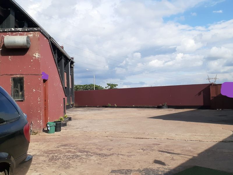 A massive guest lodge awaiting an innovative investor for adventurous attractive outing spot - Photo 3