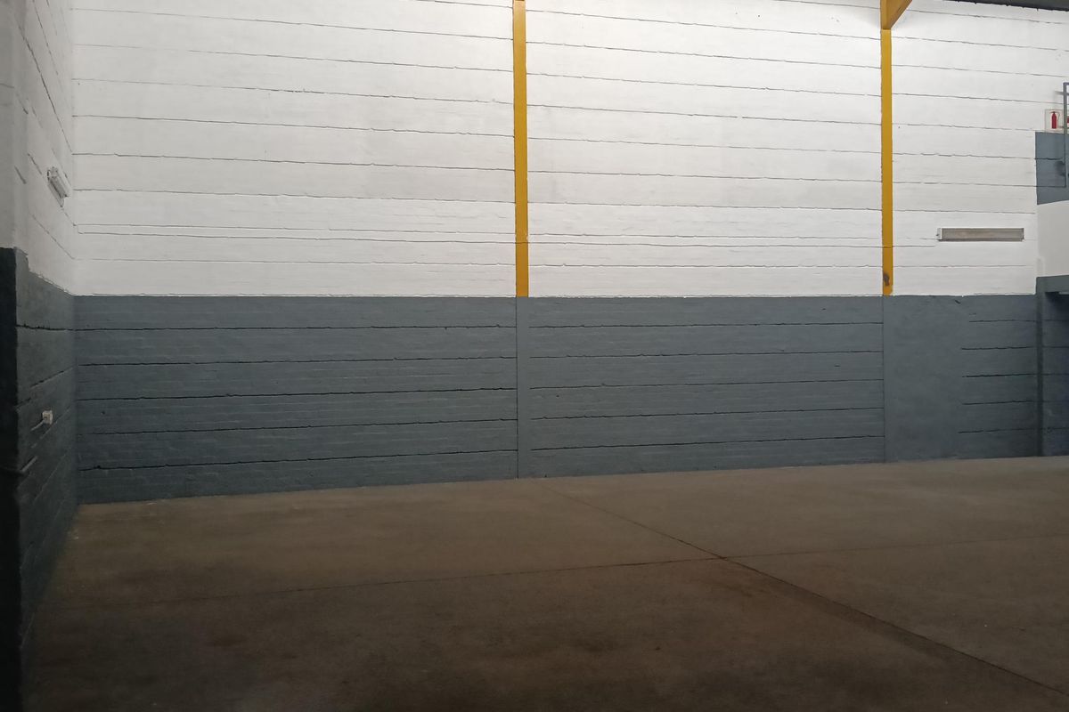 Factory/warehouse/workshop to let - Photo 5