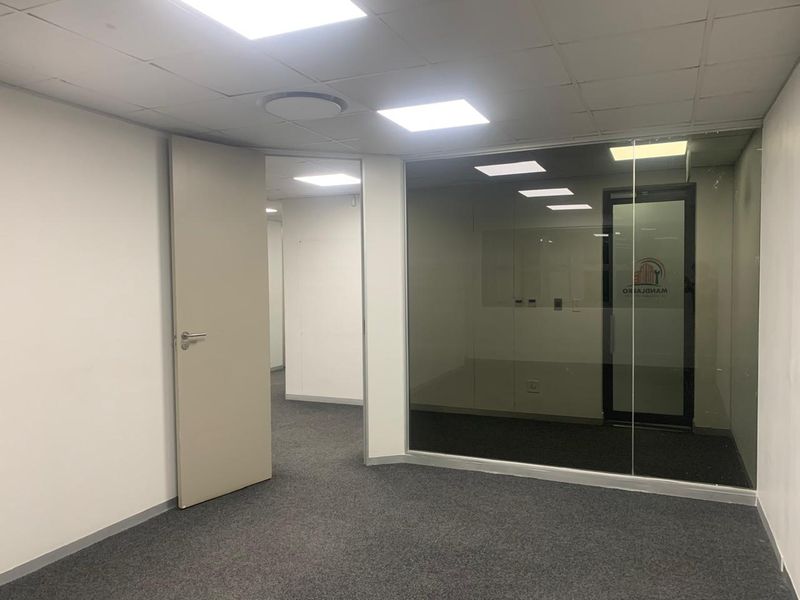 Prime Upmarket AAA Grade Office Space, Now available! - Photo 8