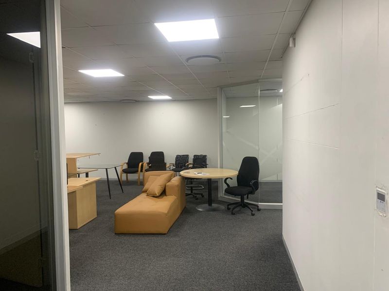 Prime Upmarket AAA Grade Office Space, Now available! - Photo 6