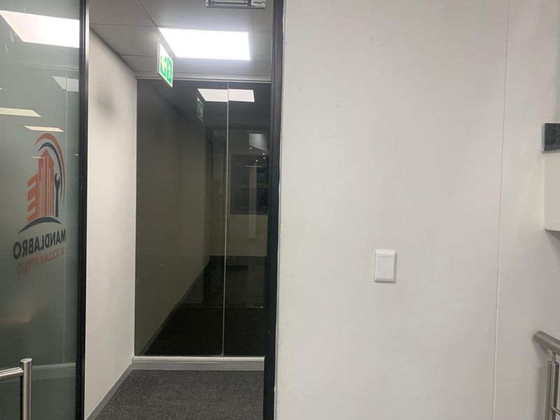 Prime Upmarket AAA Grade Office Space, Now available! - Photo 5