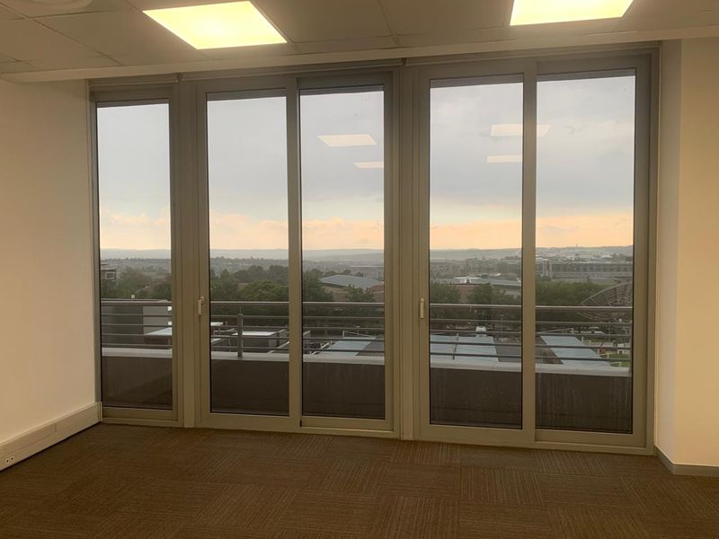 Prime Upmarket AAA Grade Office Space, Now available! - Photo 10