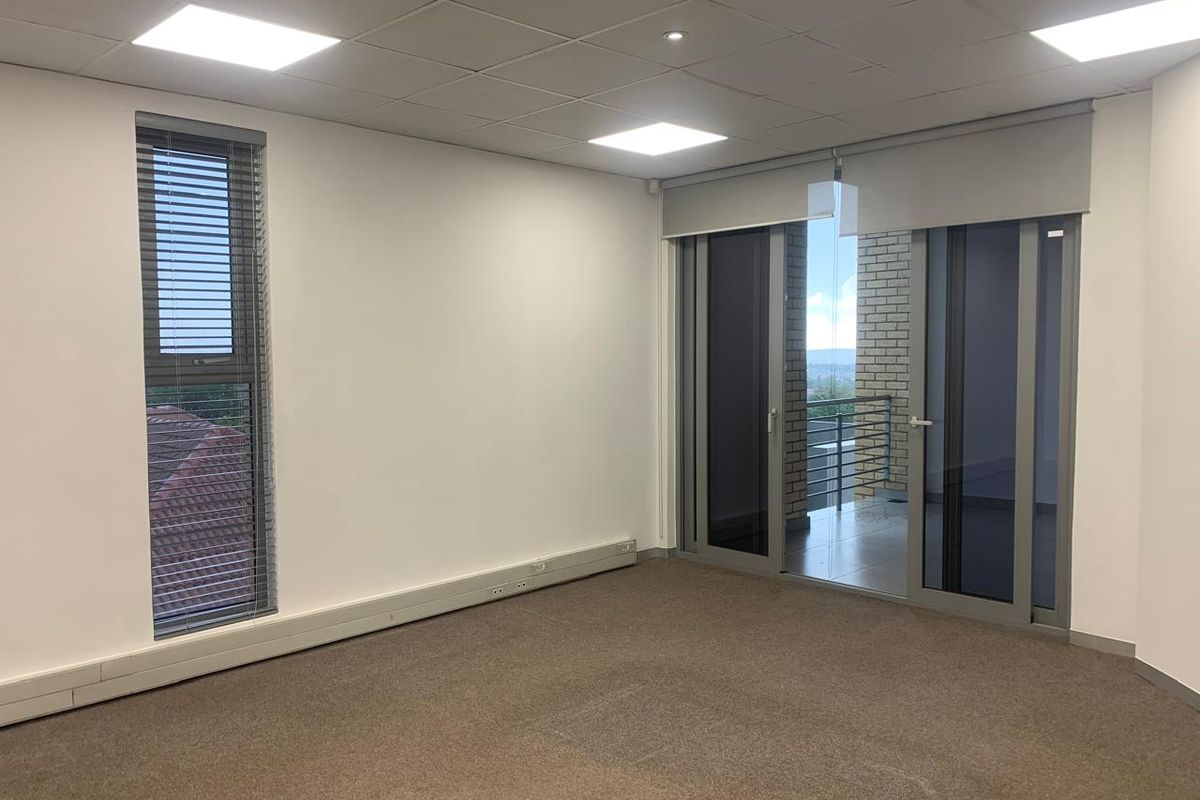 Prime Upmarket AAA Grade Office Space, Now available! - Photo 5