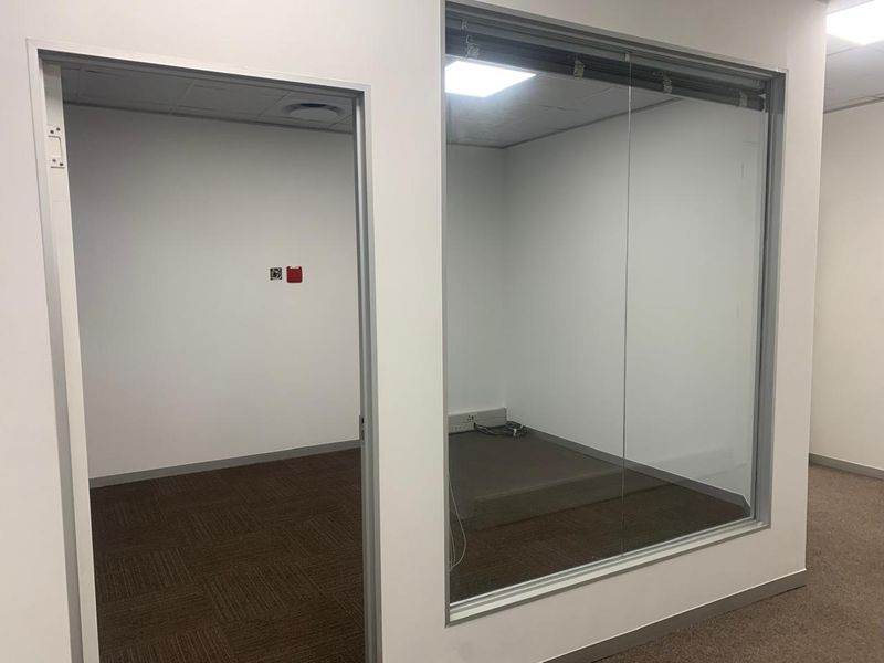 Prime Upmarket AAA Grade Office Space, Now available! - Photo 5