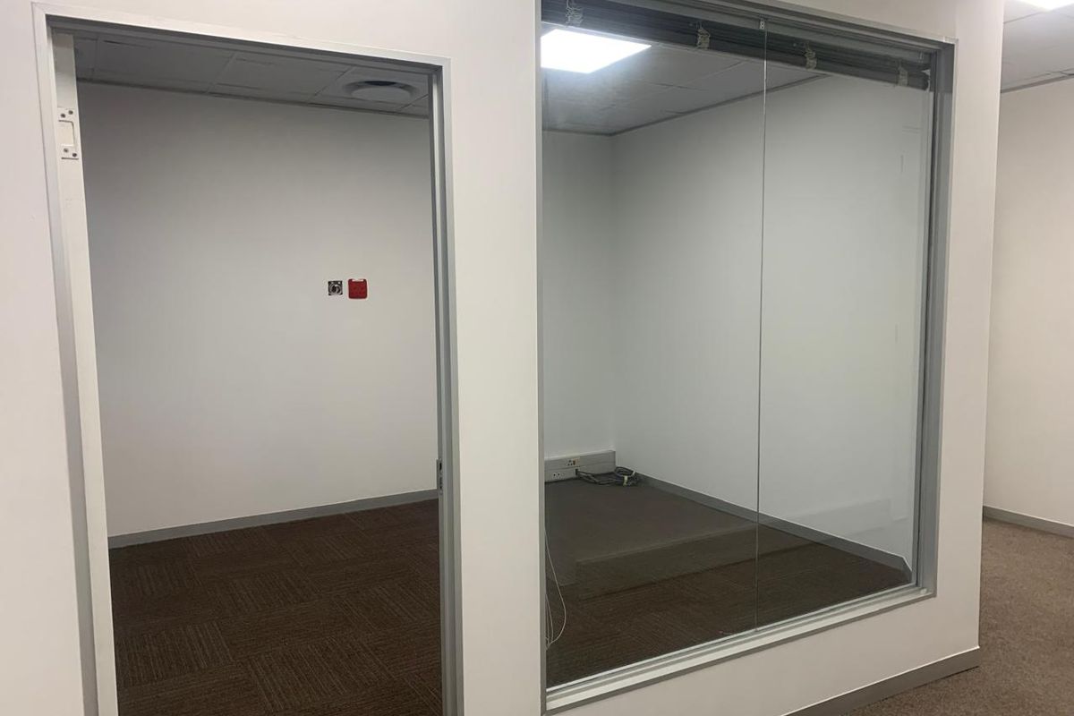 Prime Upmarket AAA Grade Office Space, Now available! - Photo 5