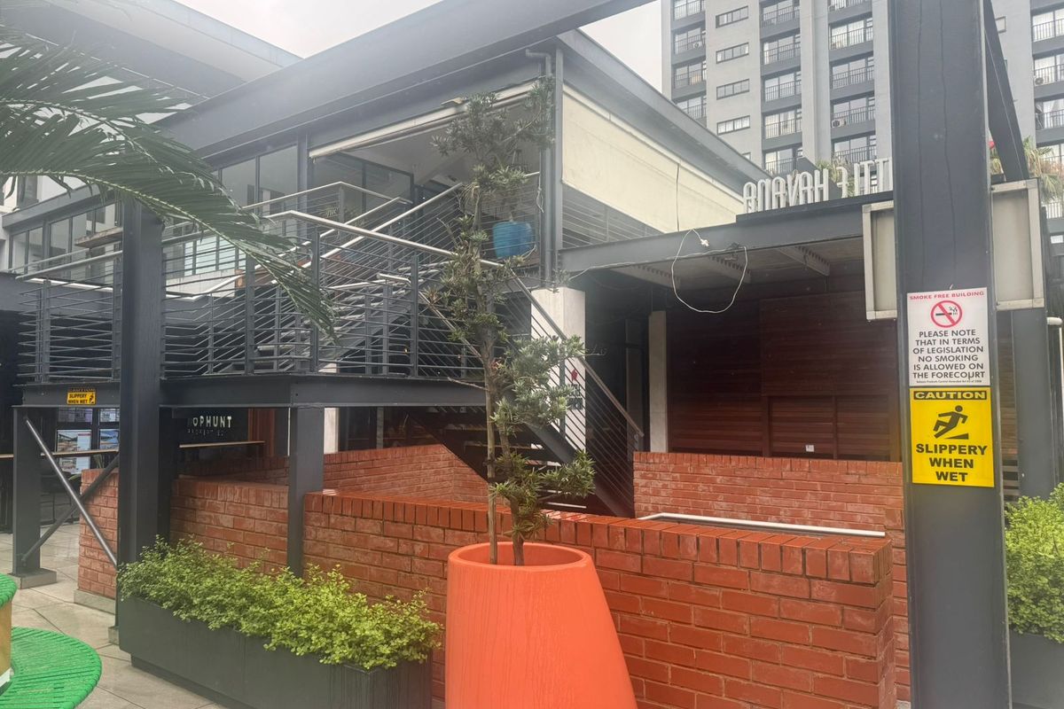 Large prime site suitable to a restaurant in the heart of Umhlanga Village on Chartwell Drive - Photo 5