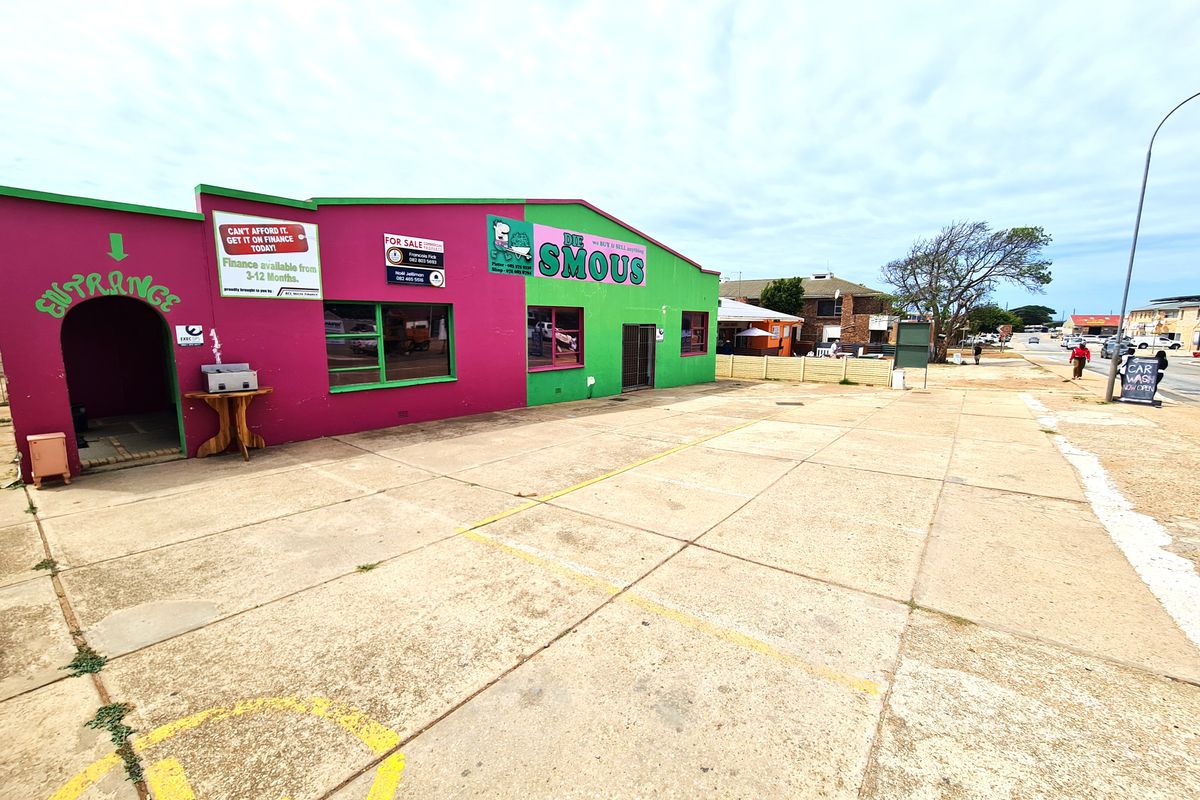 Commercial Opportunity on a Main Street in Jeffreys Bay Central - Photo 2