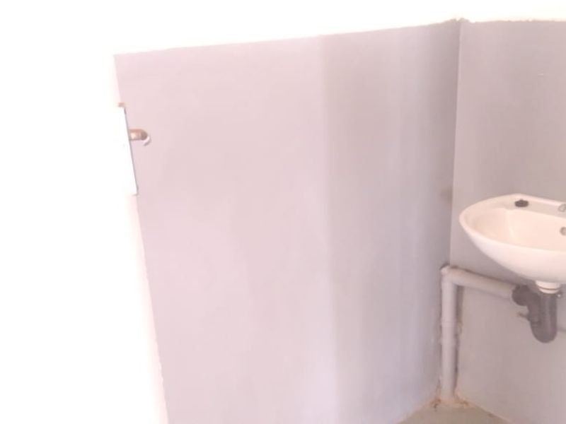 Warehouse or small manufacturing workshop with Goods lift - Photo 10