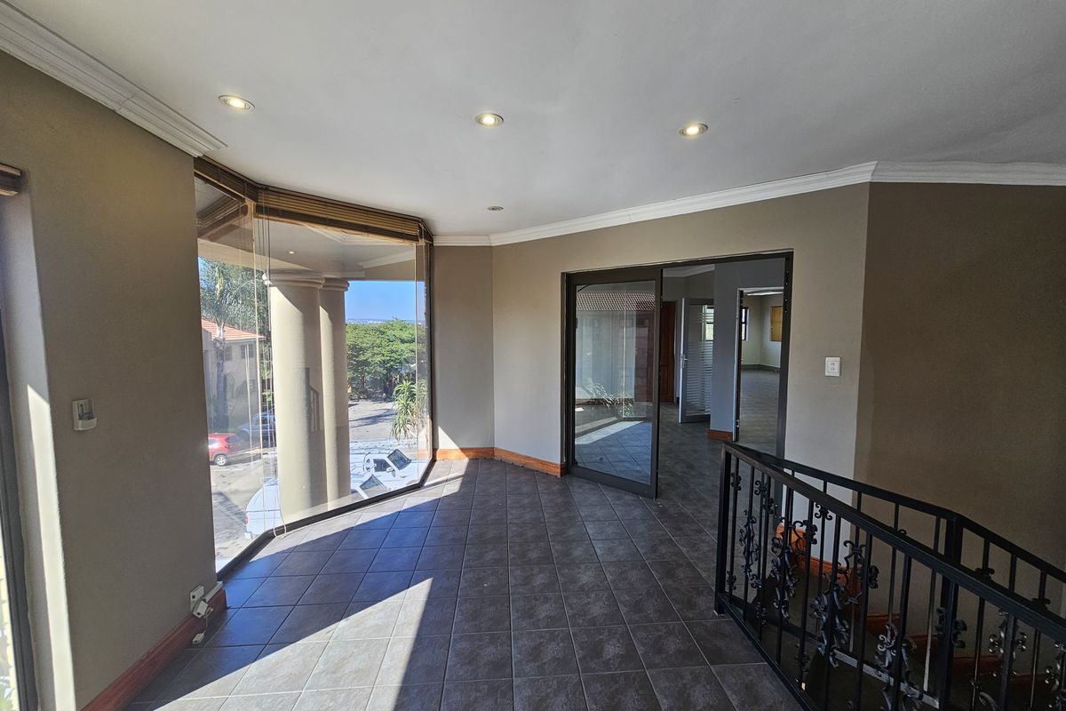 To Let - Office Space Lyttleton Centurion - Photo 5