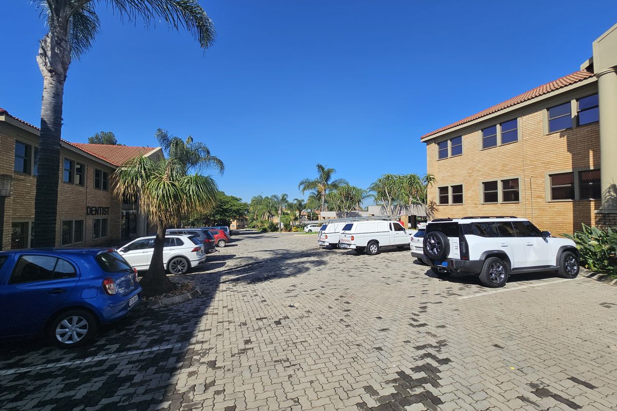 To Let - Office Space Lyttleton Centurion - Photo 4