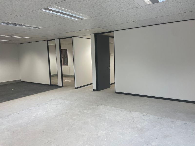 1st Floor 249.02 Sqm Office Space, SIS House at Eton Office Park – Bryanston - Photo 8