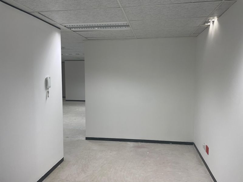 1st Floor 249.02 Sqm Office Space, SIS House at Eton Office Park – Bryanston - Photo 7