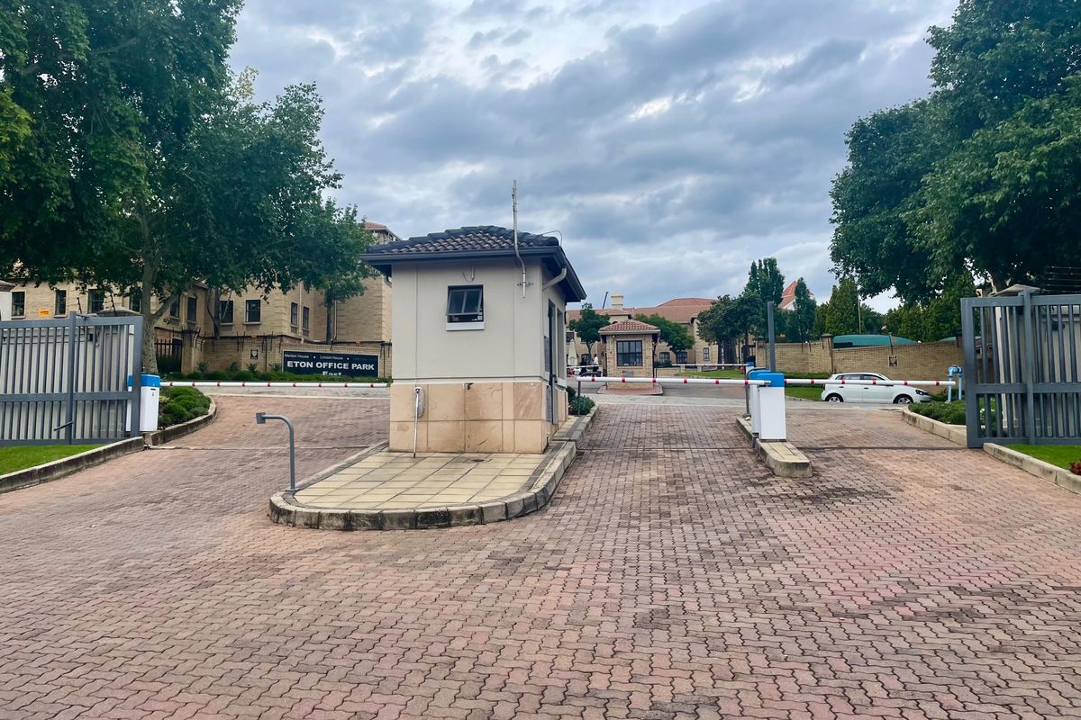 1st Floor 249.02 Sqm Office Space, SIS House at Eton Office Park – Bryanston - Photo 5