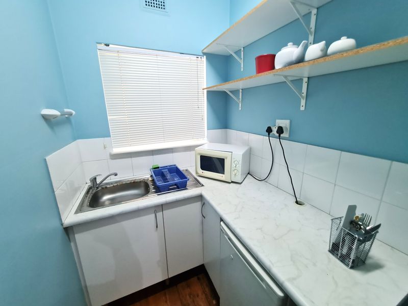 Commercial Property on Large Stand in the CBD of Jeffreys Bay - Photo 5