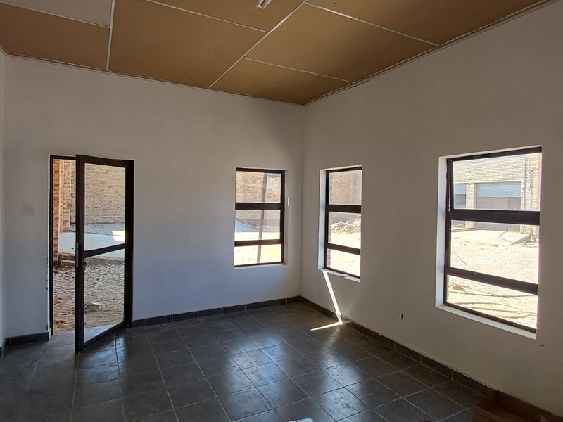 Industrial Property To Let in Meyerton - Photo 8