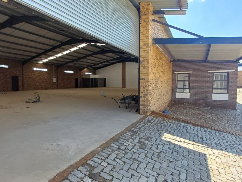 Industrial Property To Let in Meyerton - Photo 2
