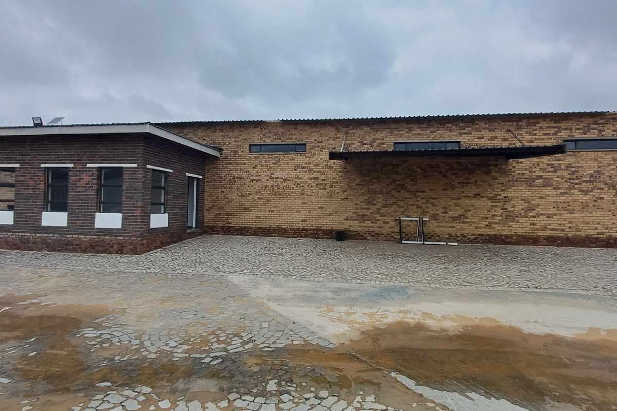 Industrial Property To Let in Meyerton - Photo 3
