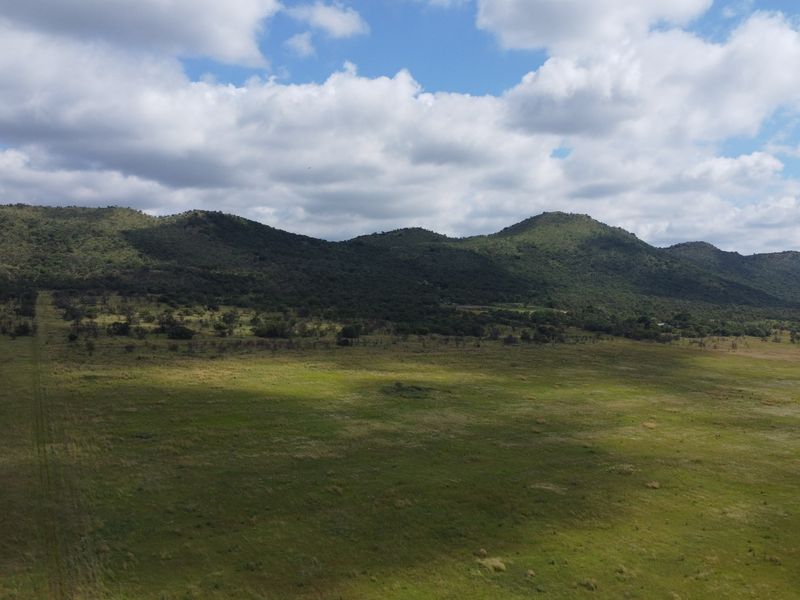 Prime Farmland Close to Buffelspoort Dam at Reduced Bargain Price! - Photo 5