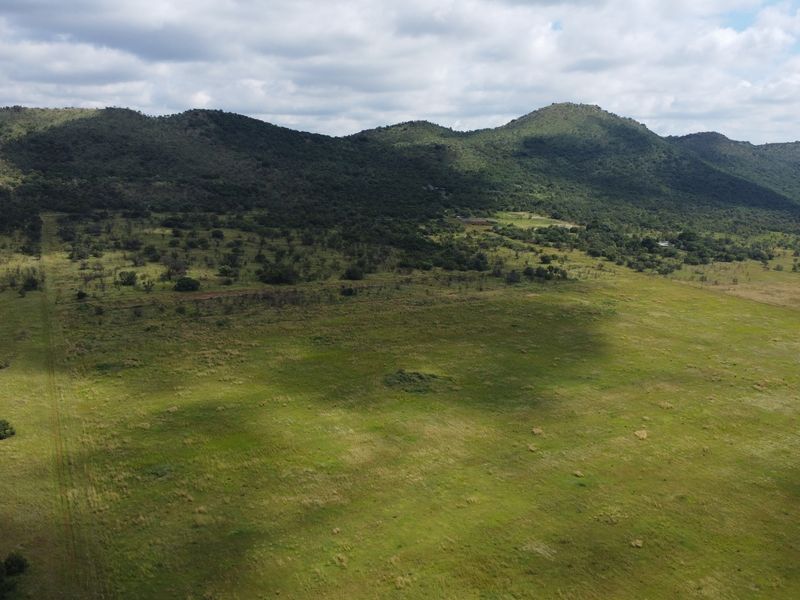 Prime Farmland Close to Buffelspoort Dam at Reduced Bargain Price! - Photo 2