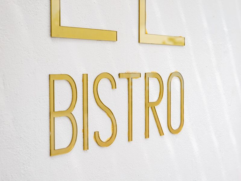 Miskey's - Thriving Double Business Property - Photo 6