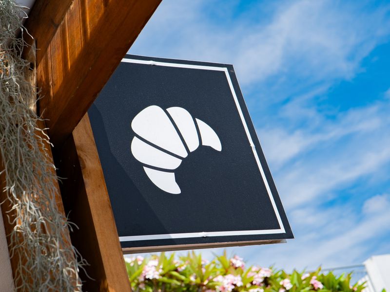 Miskey's - Thriving Double Business Property - Photo 10