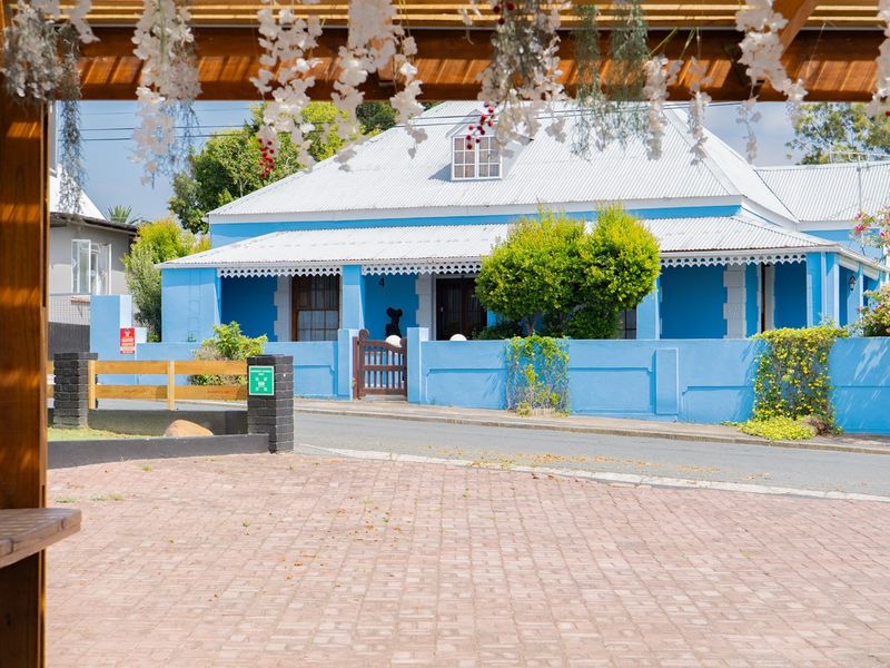 Miskey's - Thriving Double Business Property - Photo 8