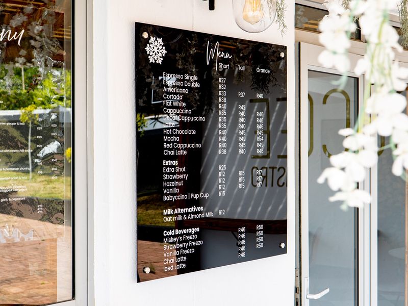 Miskey's - Thriving Double Business Property - Photo 5