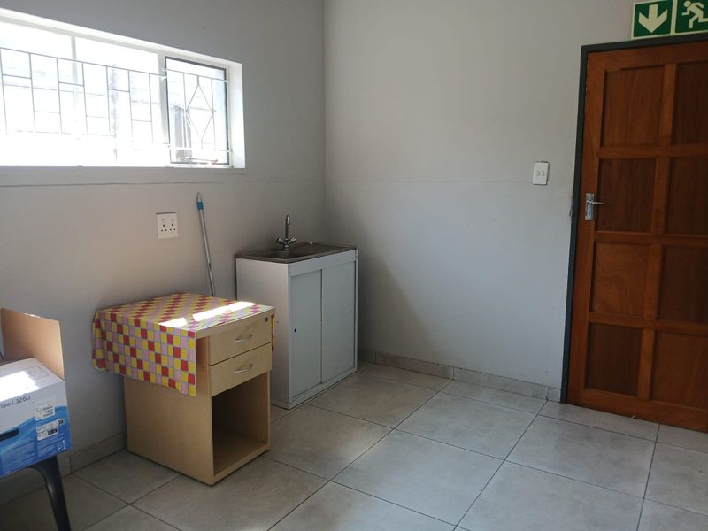 Sleek and Strategic. For Sale. - Photo 9