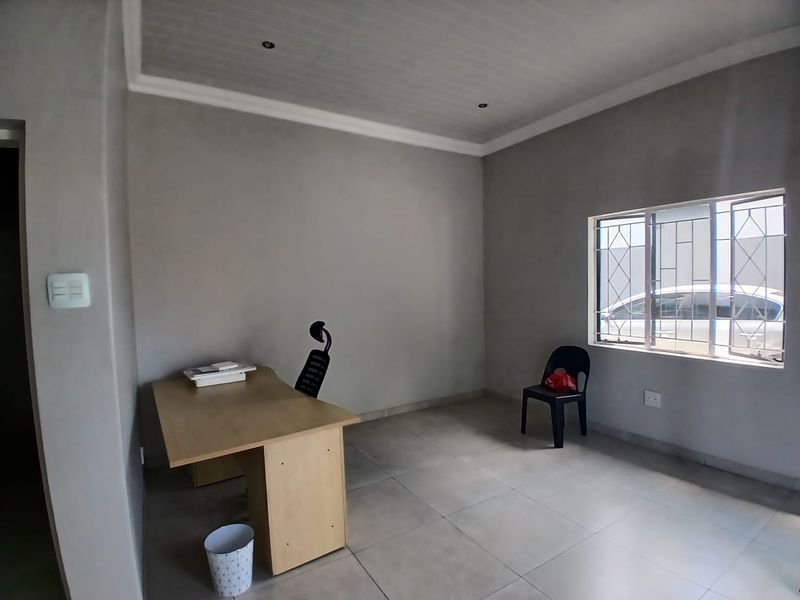 Sleek and Strategic. For Sale. - Photo 7