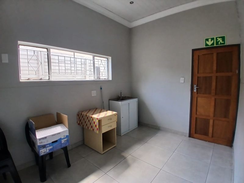 Sleek and Strategic. For Sale. - Photo 10