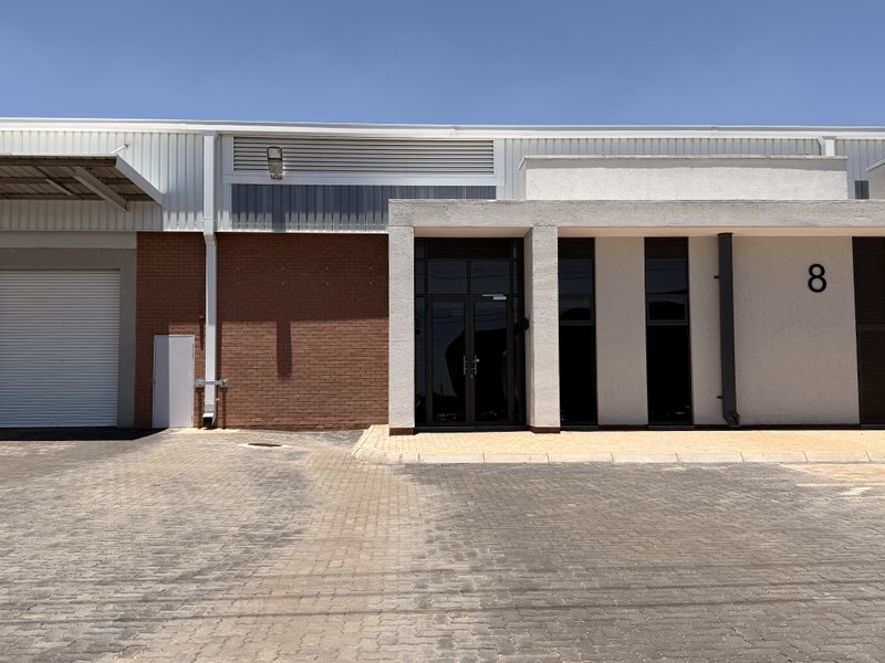 WAREHOUSE TO LET IN CENTURION - Photo 3