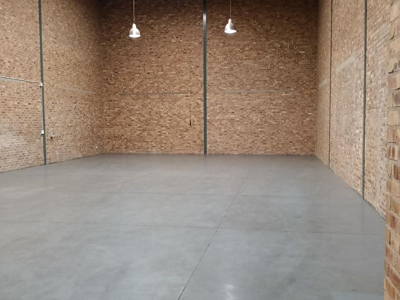 Warehouse to let - Photo 7