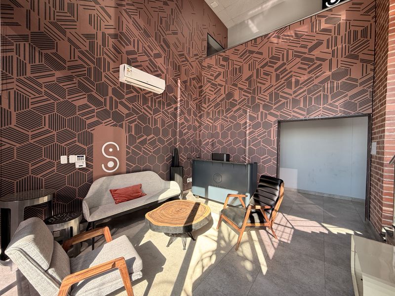 WAREHOUSE TO LET IN CENTURION - Photo 5