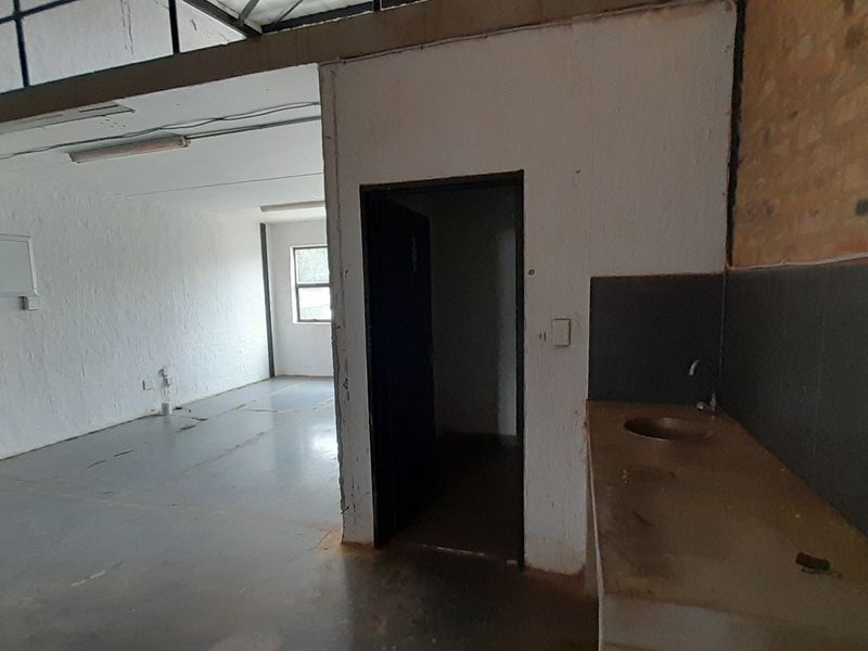 Versatile 140m Warehouse Space in The Worksheds Industrial Park - Photo 8