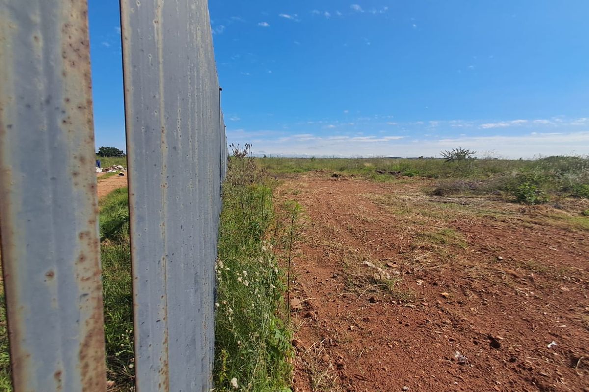 10231m2 Industrial stand for sale in Clayville, Olifantsfontein. - Photo 4