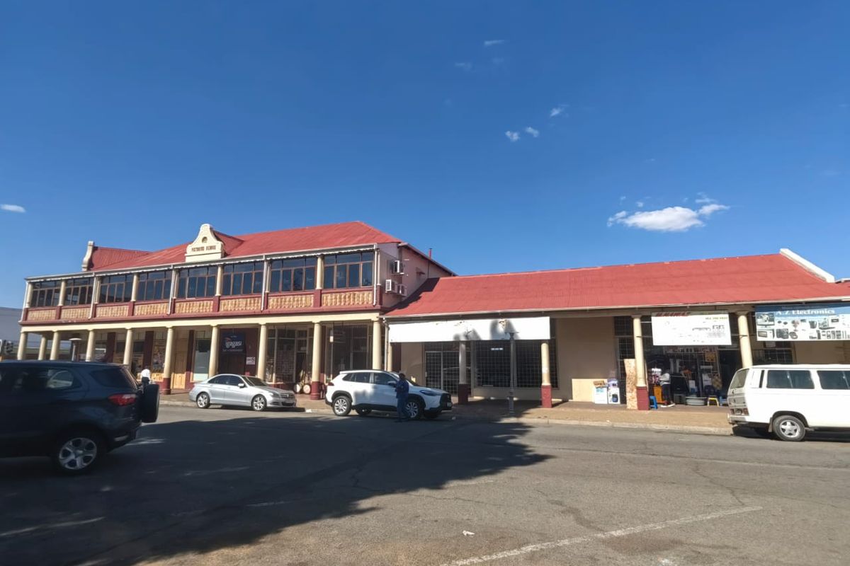 Prime Commercial Investment Opportunity in the Heart of Heidelberg Central - Photo 5