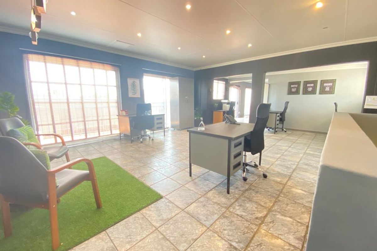 Beautiful corporate offices to let in the heart of Wierdapark - Photo 2
