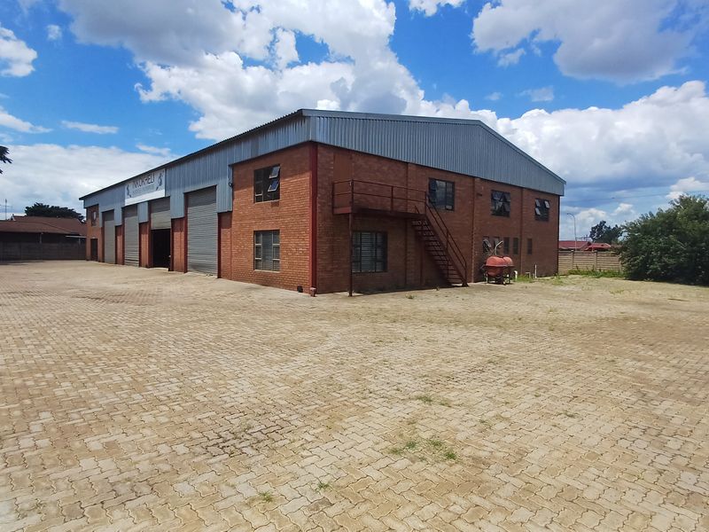 Warehouse to let in Meyerton - Photo 5