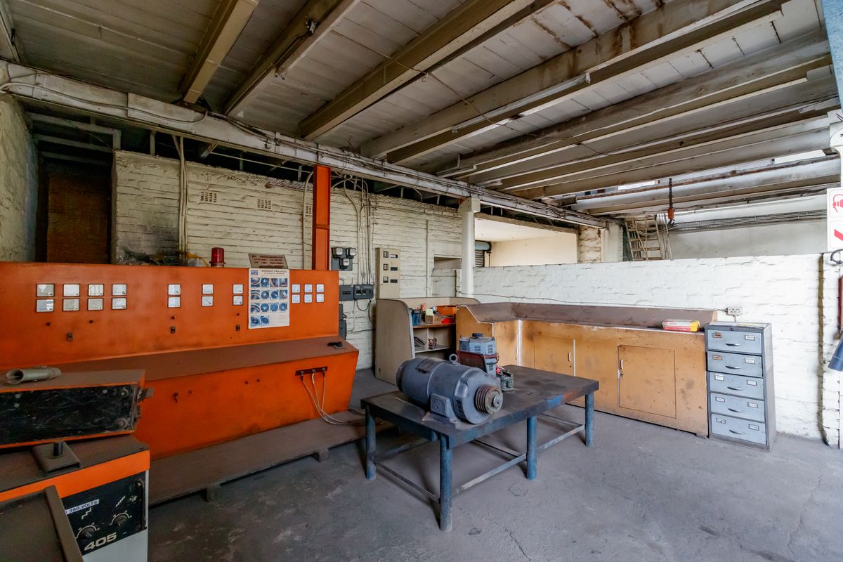 Starting to bid from R2 495 000.00 !!! Live Online Auction! Non-Distressed Auction - Photo 4