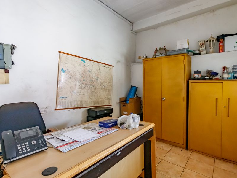 Starting to bid from R2 495 000.00 !!! Live Online Auction! Non-Distressed Auction - Photo 9