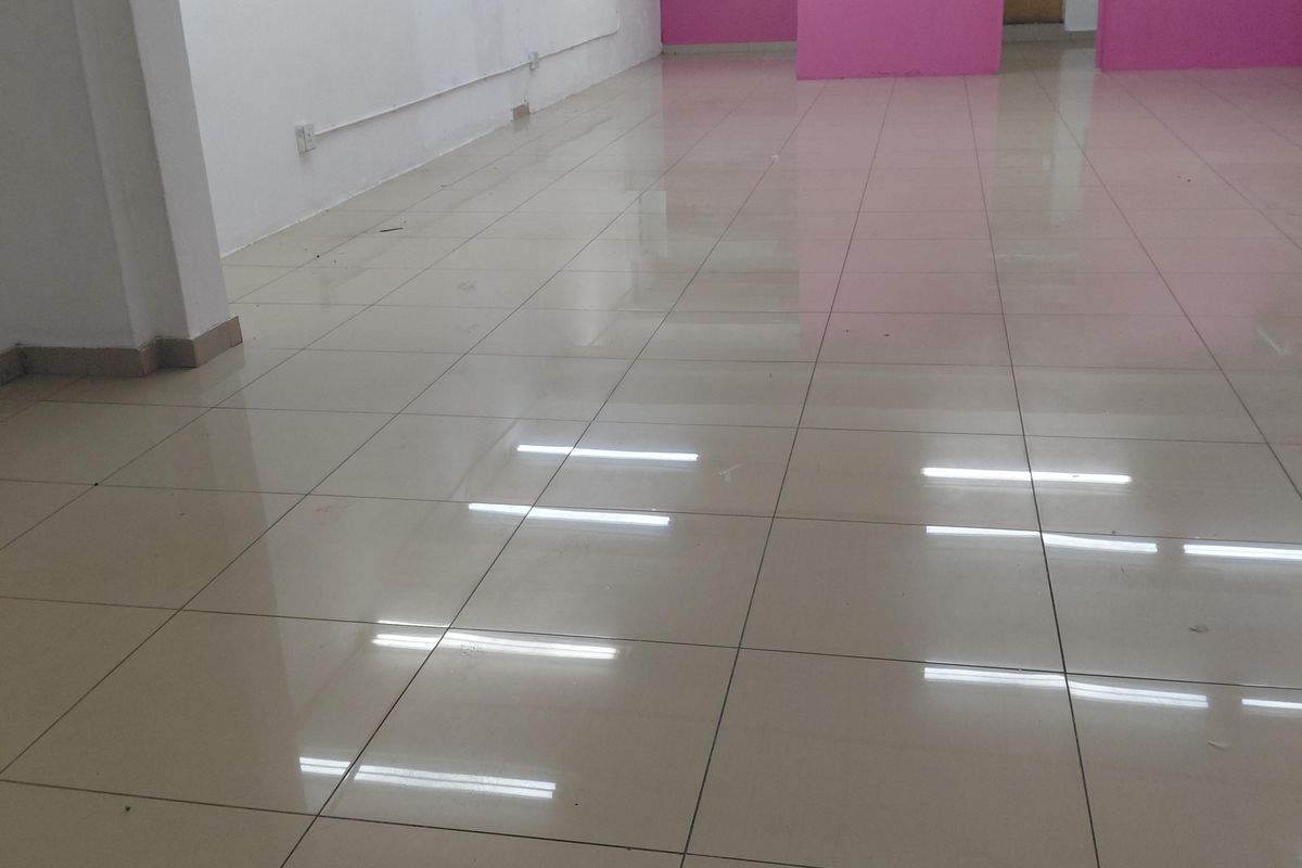 Retail Shop To Rent In Sunnyside - Photo 2