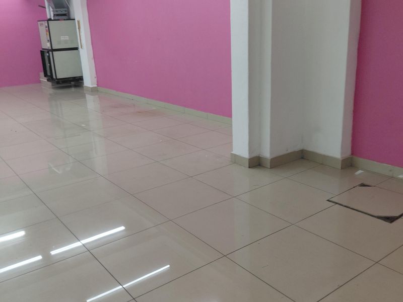 Retail Shop To Rent In Sunnyside - Photo 4